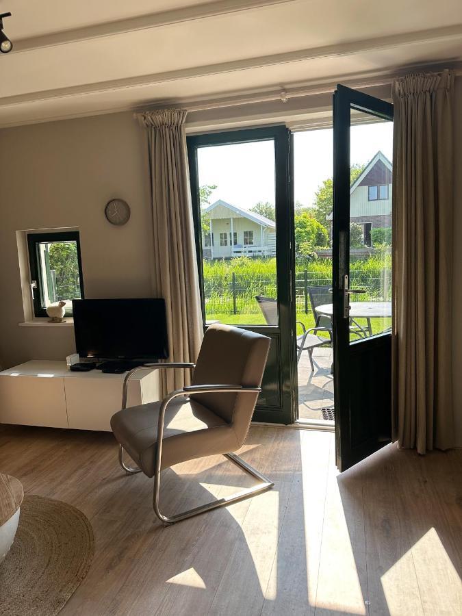 Vakantiehuis Lieke Lauwersmeer Met Sauna Anjum Eksteriør bilde
